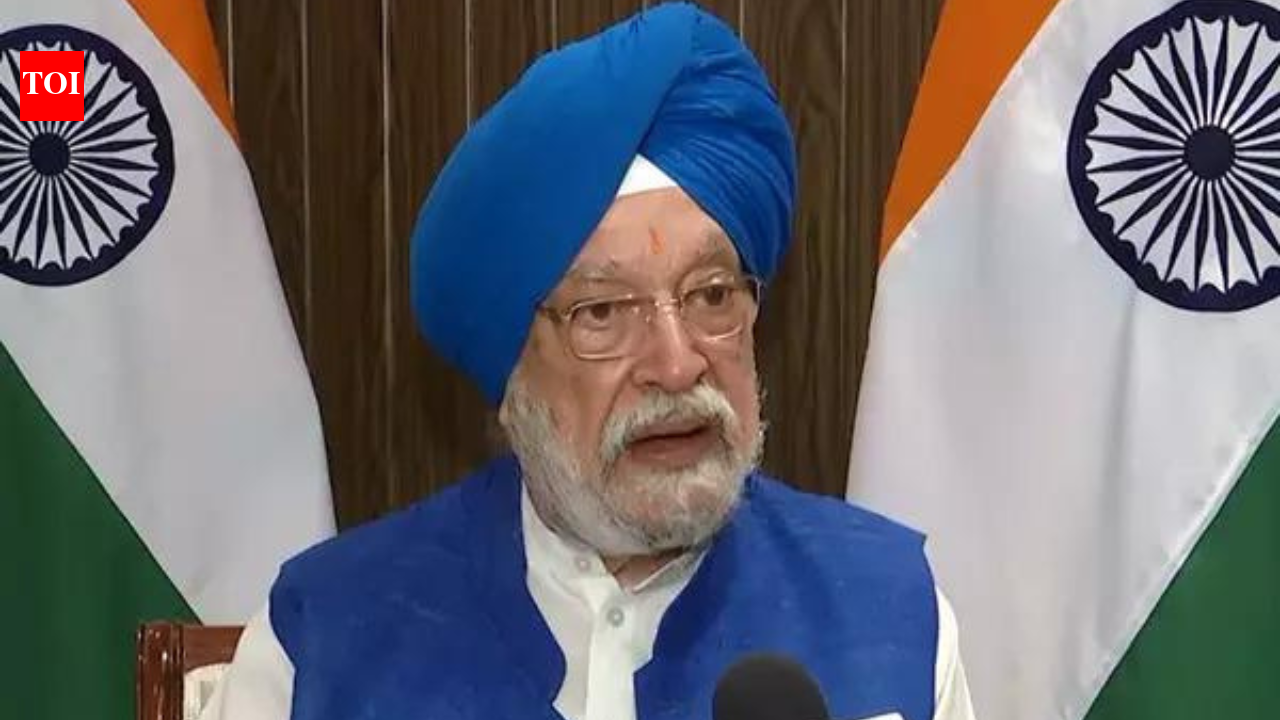 Fuel prices to be cut only if global oil markets stay stable for next few weeks: Hardeep Singh Puri